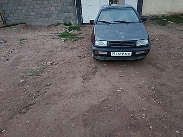 vin code: Volkswagen Vento: 1993 г., 1.8 л, Механика, Бензин, Седан — 1
