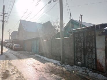 Үйдү ижарага алам: Үй, 5 кв. м, 4 бөлмө, Менчик ээси, Эски ремонт — 5