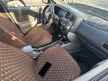 launch 431: Mazda 323: 2003 г., 1.6 л, Механика, Бензин, Седан — 5