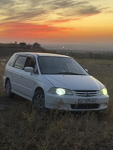 Honda Shuttle: 2000 г., 2.3 л, Автомат, Бензин, Универсал — 3