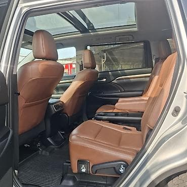 prius v: Toyota Highlander: 2019 г., 3.5 л, Автомат, Гибрид, Кроссовер — 7