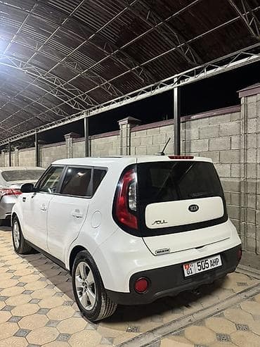 Kia Soul: 2018 г., 1.6 л, Автомат, Бензин, Хэтчбэк at lalafo.kg Kia Soul: 2018 г., 1.6 л, Автомат, Бензин, Хэтчбэк