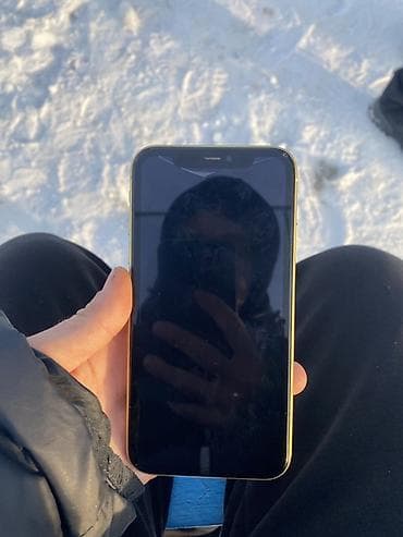 redmi note 10 lite: IPhone 11, Сары, 75 % — 3