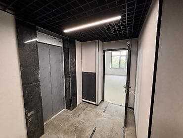 здания на аренду: Аренда офисов, 44 м², В бизнес центре, 1 линия, С отдельным сан узлом, С юридическим адресом — 7