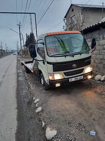 японские грузовики до 1 тонны: Эвакуатор, Toyota, 2007 г., Ломаная — 2