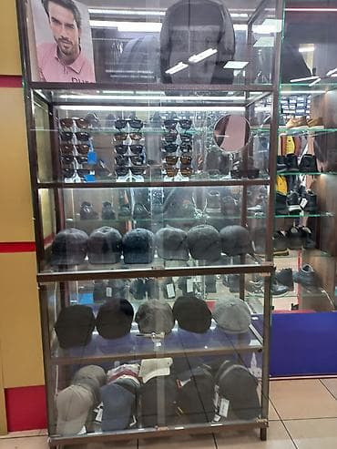 витрины ош: Продается витрина. Дордой плаза 1 — 1