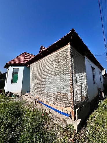 земельный участок аренда: Продаётся жилой дом с участком. - Дом одноэтажный, с красной — 1