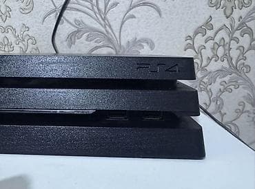 Техника и электроника: PlayStation 4 Pro (PS4 Pro), черный

С двумя джойстиками — 4