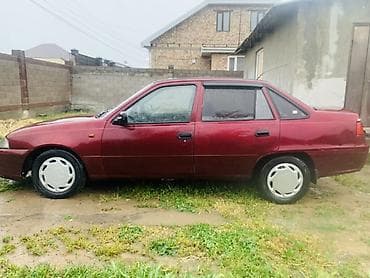 Унаа сатуу: Daewoo Nexia: 2010 г., 1.6 л, Кол менен иштөөчү — 2