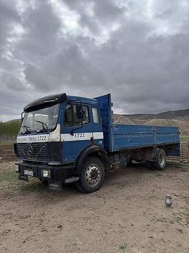 минаю на камаз: Mercedes-Benz : 1992 г., Механика, Дизель — 4