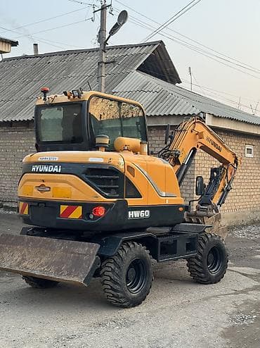 5114 r16: Экскаватор, Hyundai, 2017 г., Колесный — 2