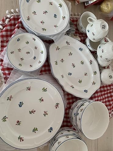 суп: Продаю элитный фарфоровый сервиз AKU на 6 персон. Полный комплект из — 1