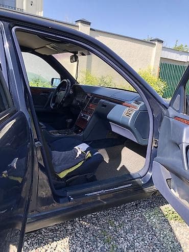 mashina mers: Mercedes-Benz E-Class: 1997 г., 2 л, Механика, Бензин, Седан — 7