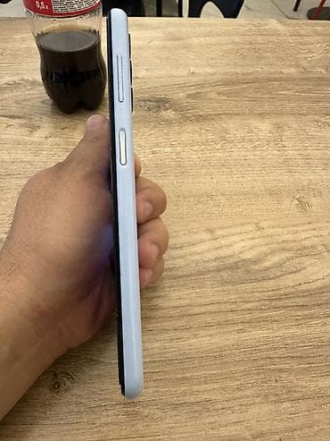 Samsung Galaxy A13, Б/у, 128 ГБ, цвет - Голубой — 2