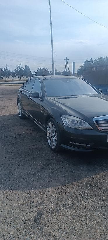 салон для машины: Mercedes-Benz S-Class: 2012 г., 4.7 л, Робот, Бензин, Седан — 1
