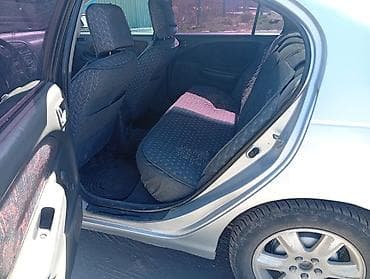 дэу матиз 1: Toyota Avensis: 1999 г., 1.6 л, Кол менен иштөөчү, Бензин, Седан — 9