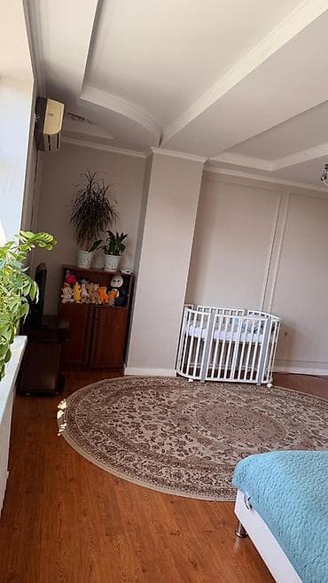 срочна продам: 80 м², С мебелью — 3
