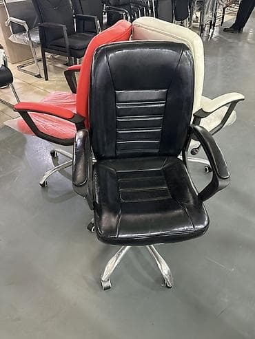 Офисные кресла: Офисное кресло, С колесиками, Экокожа — 2