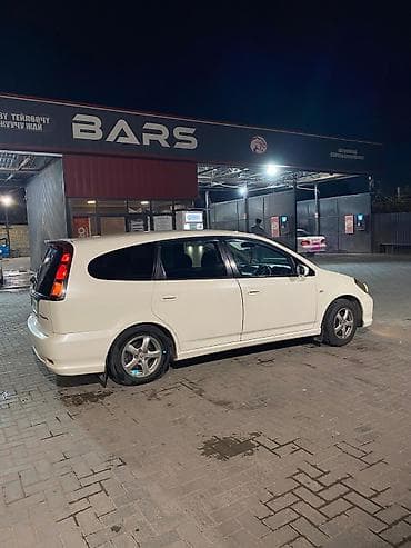 Honda Stream: 2004 г., 2 л, Автомат, Минивэн — 4