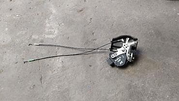 Toyota Mark II 110 замок центральный, Тойота Марк 2 110 замок Задний