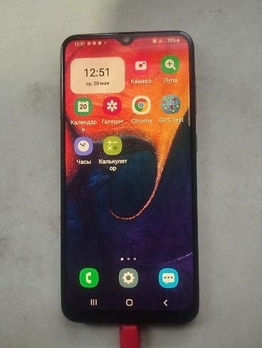 samsung galaxy fold: Samsung Galaxy A50, Б/у, 64 ГБ, цвет - Белый, 2 SIM — 4