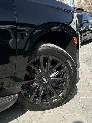 escalade: Cadillac Escalade: 2021 г., 6.2 л, Автомат, Бензин, Внедорожник — 10