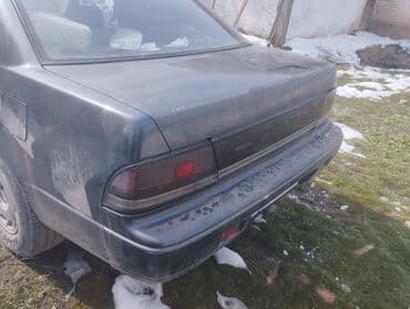купить дом дешево: Комплект стоп-сигналов Nissan 1991 г., Б/у, Оригинал, Япония — 2