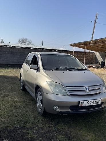 civic 2007: Toyota Ist: 2002 г., 1.5 л, Автомат, Бензин, Хэтчбэк — 2