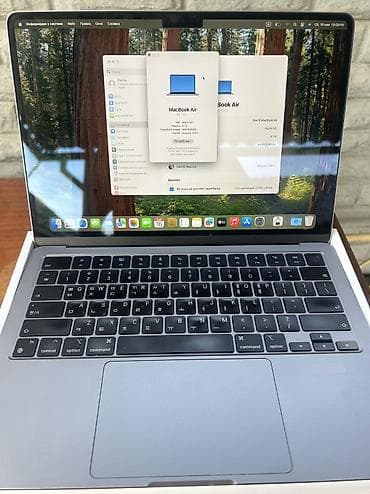 apple macbook air: Продаю MacBook Air M2 13.6" Характеристики: • 8 GB RAM • 512 GB SSD — 4