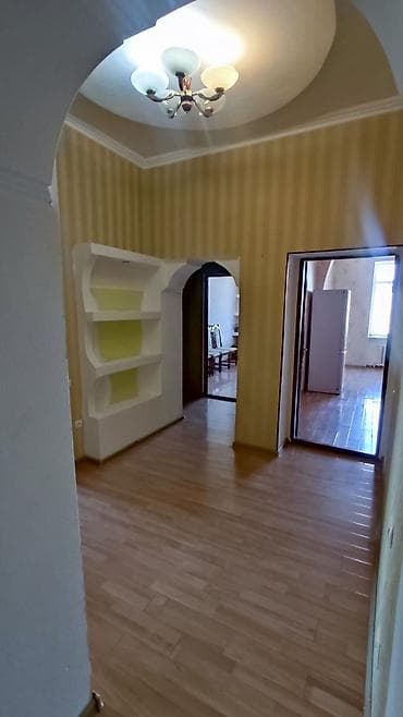 4 комнаты, 95 м², Цум Индивидуалка, 4 этаж, Косметический ремонт — 3