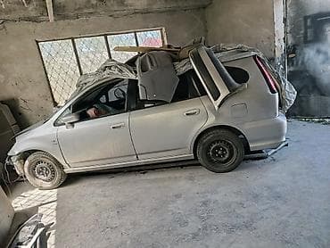 bmw 420i: Honda Stream: 2004 г. — 1