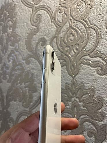 iphone 11 256: IPhone 11, Б/у, 128 ГБ, Белый, Чехол, 72 % — 4
