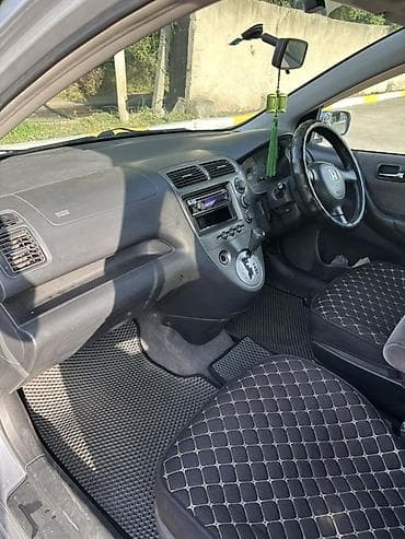 Транспорт: Honda Civic: 2002 г., 1.5 л, Вариатор, Бензин, Хэтчбэк — 7