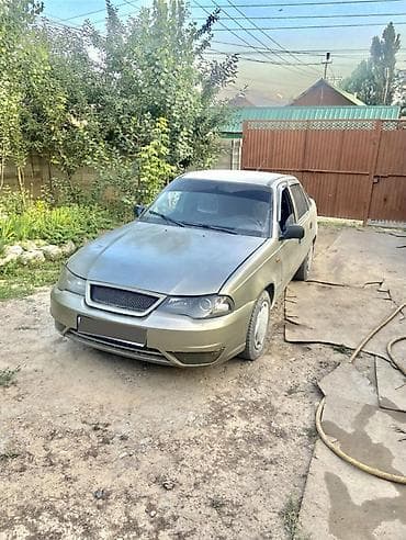 Daewoo Nexia: 2010 г., 1.6 л, Механика, Бензин, Седан — 1