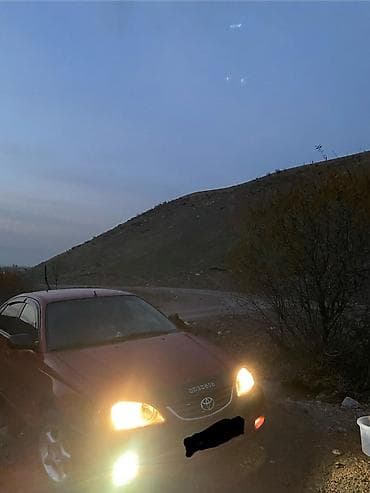 матих: Toyota Avensis: 2001 г., 1.8 л, Ручные, Бензин, Лифтбек — 3