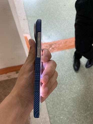 кармин часы: IPhone Air, Колдонулган, 256 ГБ, Ак, Заряддоочу түзүлүш, 99 % — 10