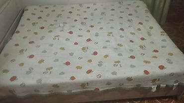 sofa bed: Двуспальная кровать, Б/у, Каркас без матраса, длина - 2 см — 1