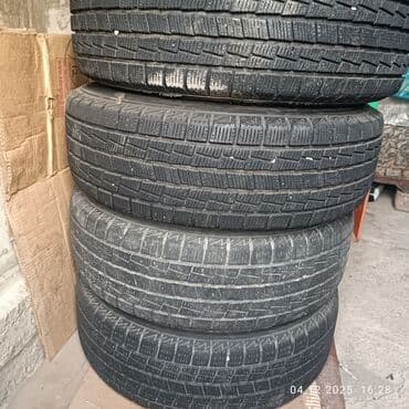 зимные шины 14: Шины 185 / 70 / R 14, Зима, Б/у, Комплект, Легковые, Maxxis — 1