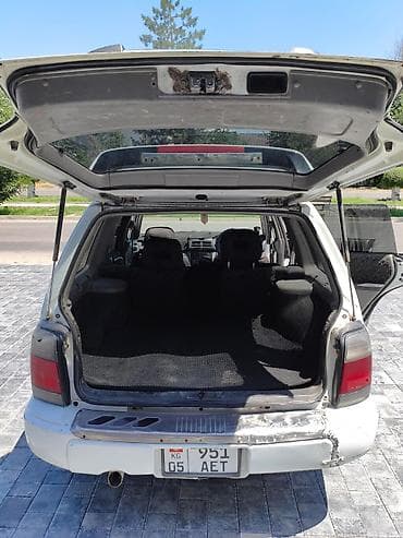 Транспорт: Subaru Forester: 1999 г., 2 л, Автомат, Газ, Кроссовер — 8
