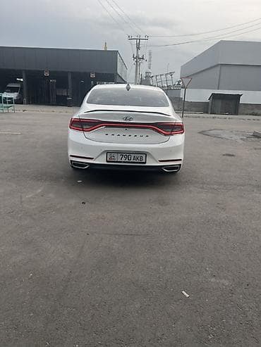 genesis g90: Hyundai Grandeur: 2017 г., 3 л, Автомат, Газ, Седан — 5