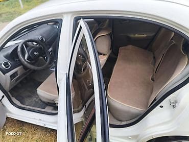 Унаа сатуу: Changan Alsvin V3: 2018 г., 1.4 л, Кол менен иштөөчү, Бензин, Седан — 4