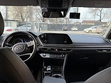 camry 2017: Hyundai Sonata: 2020 г., 2 л, Автомат, Газ, Седан — 6