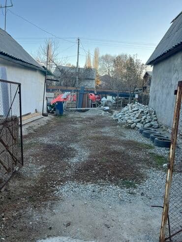 ош земельный дом: Дом, 5 м², 3 комнаты — 1