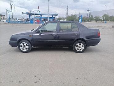 bmw 420i: Volkswagen Vento: 1993 г., 1.6 л, Механика, Бензин, Седан — 4