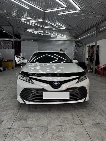sonata 2017: Toyota Camry: 2018 г., 2.5 л, Вариатор, Гибрид, Седан — 2