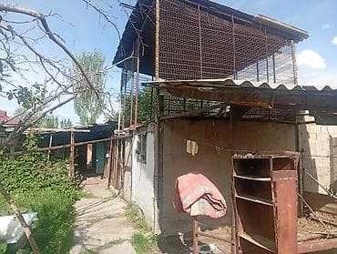 домик на дачу: Продаётся частный дом с двором и хозяйственным блоком. Дом находится — 4