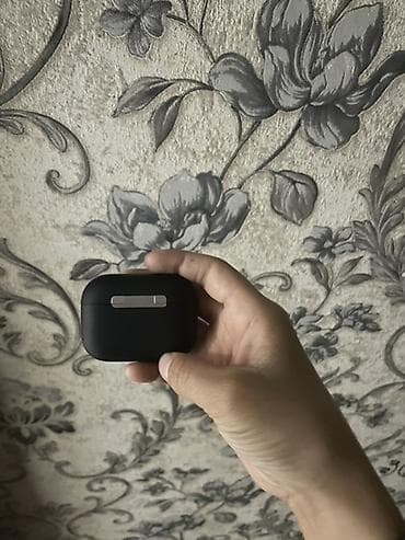 Микрофоны: Беспроводные наушники-вкладыши с зарядным кейсом - Цвет: чёрный — 2