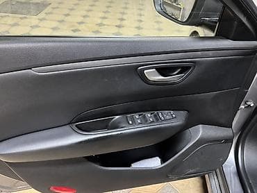 Renault SM6: 2019 г., 2 л, Автомат, Газ, Седан — 7