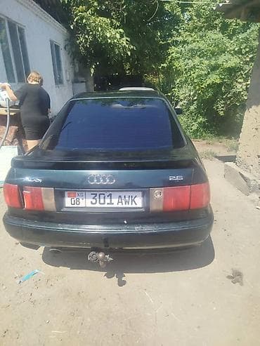 Audi 100: 1992 г., 2.6 л, Механика, Бензин, Седан — 4