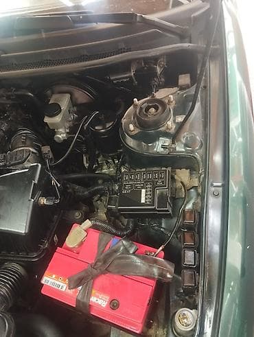 2 gz: Mazda 626: 1998 г., 1.8 л, Механика, Бензин, Хэтчбэк — 8